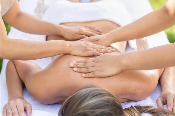 Four-hand massage bali